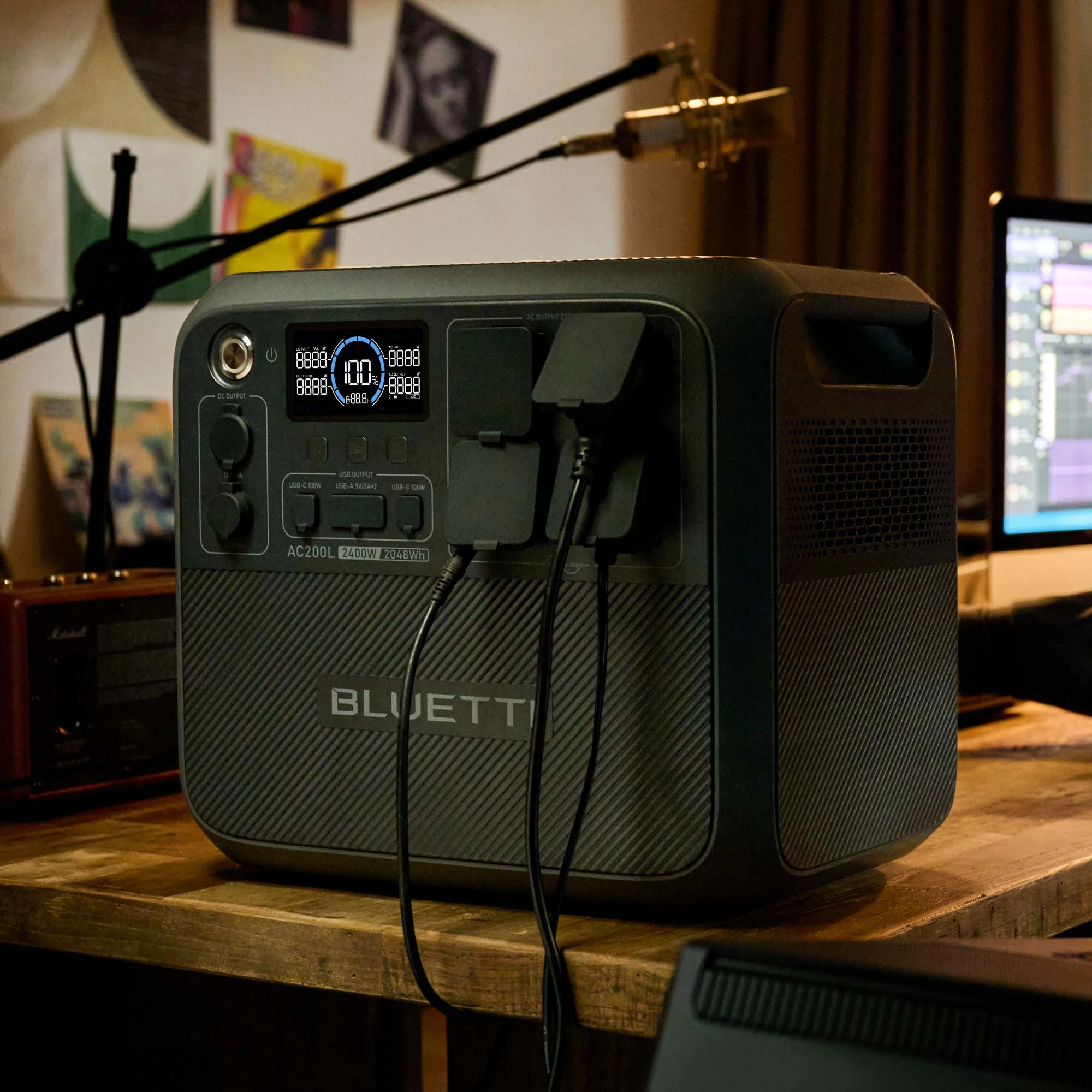 BLUETTI AC200L+200W Solar Generator Kit - Image 4