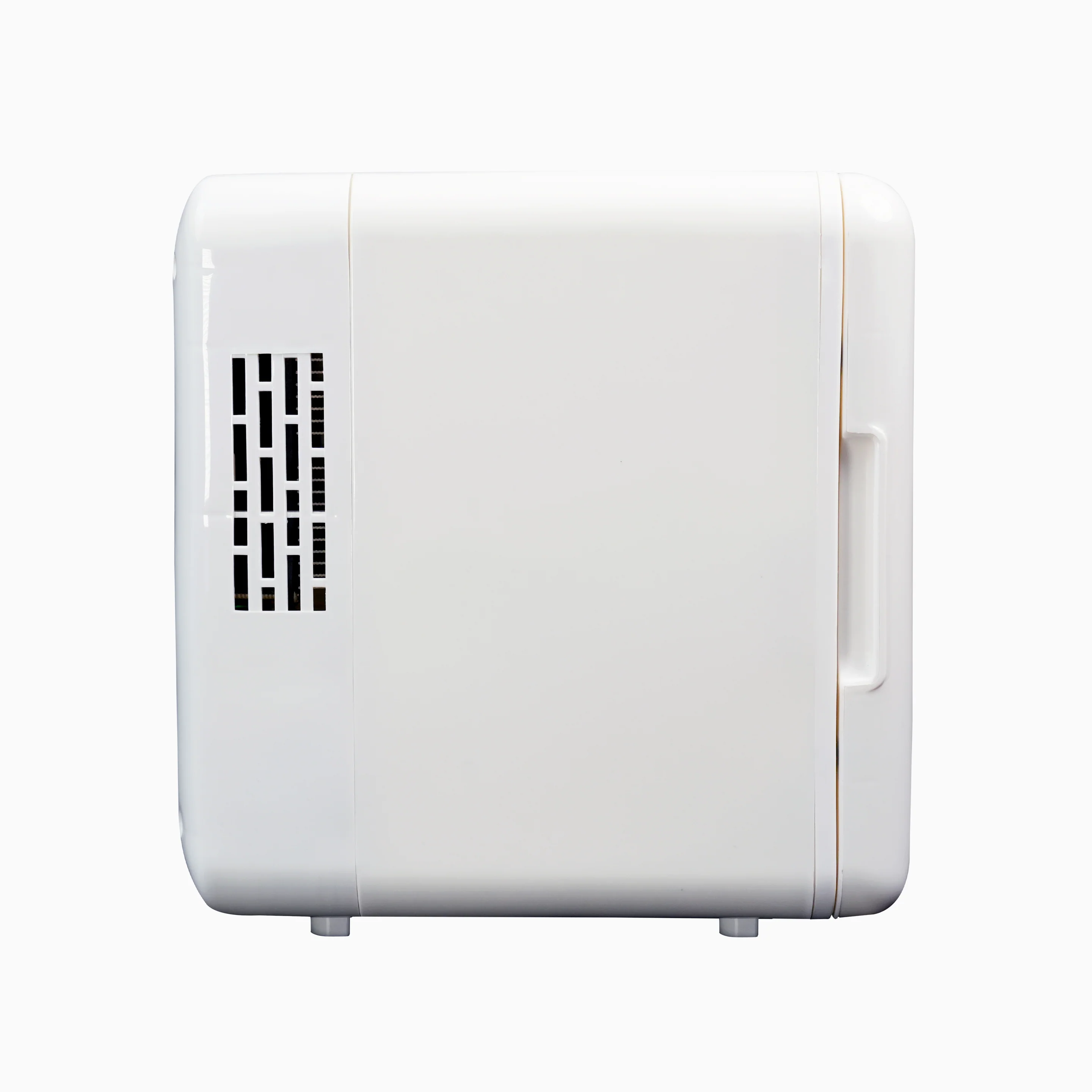 BLUETTI Mini Car Refrigerator (Discontinued) - Image 3