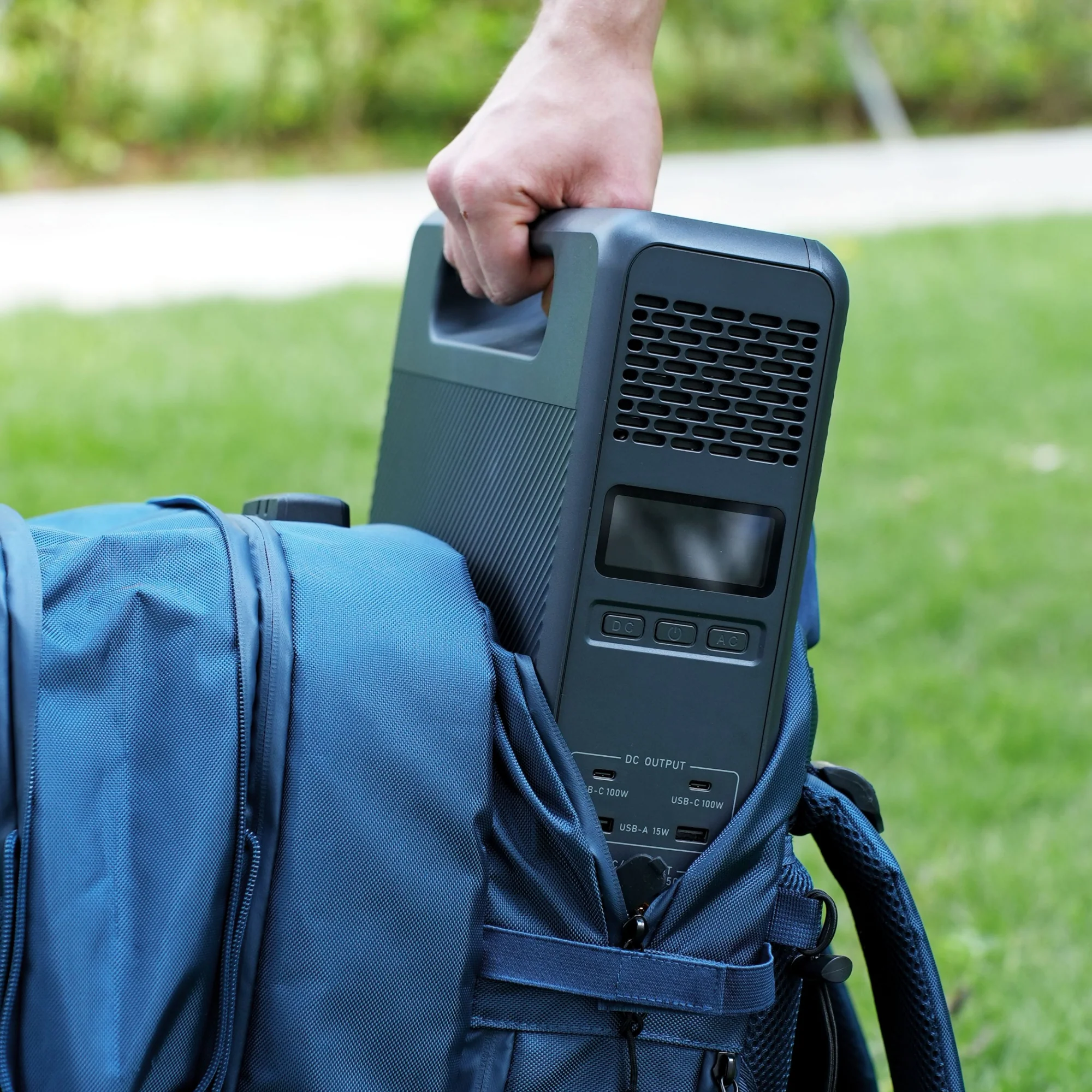 BLUETTI Handsfree 2 Portable Backpack Power | 512Wh 700W - Image 5